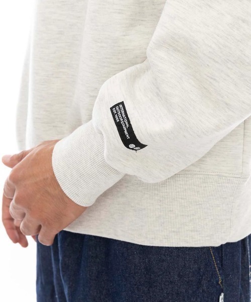 ELEMENT（エレメント）の「ELEMENT メンズ TIMBER 3 CREW WR トレーナー 【2024年秋冬モデル】/エレメントバックプリントスウェットトレーナー（スウェット・メンズ・オフホワイト/ブラック・LARGE/X-LARGE/MEDIUM）」の6枚目の写真