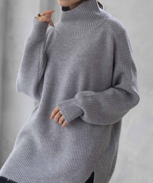 HusHusH（ハッシュアッシュ）の「HusHusH ハイネックニットプルオーバー（ニット/セーター・レディース・ネイビー/レッド/グレー・M/L）」の4枚目の写真