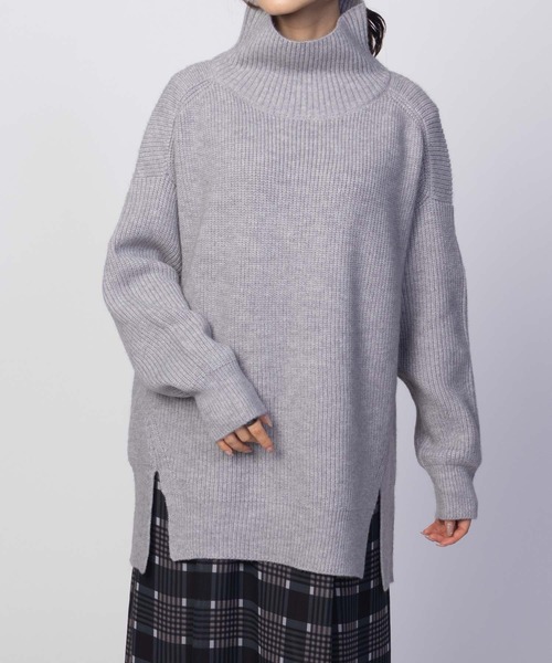 HusHusH（ハッシュアッシュ）の「HusHusH ハイネックニットプルオーバー（ニット/セーター・レディース・ネイビー/レッド/グレー・M/L）」の5枚目の写真