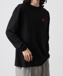 ワイドシルエット刺繍ロングスリーブTシャツ