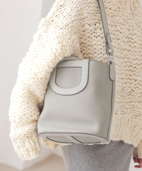 DONOBAN（ドノバン）の「アンカーハンドルバッグ（ハンドバッグ・レディース・キャメル/ピンク/ベージュ系その他/ブラック/グレイッシュベージュ・ONESIZE）」の3枚目の写真