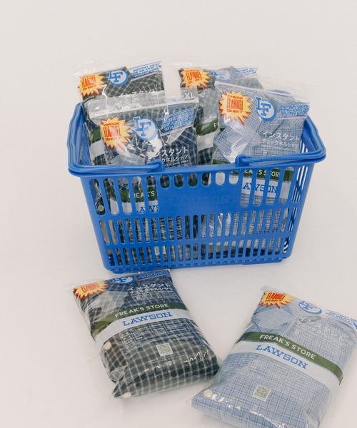 FREAK'S STORE（フリークスストア）の「ローソン×FREAK'S STORE RELAX FIT インスタント チェックネルシャツ/ローソンフリーク（シャツ/ブラウス・メンズ・ネイビー/サックスブルー/ブラック・0/1）」の6枚目の写真