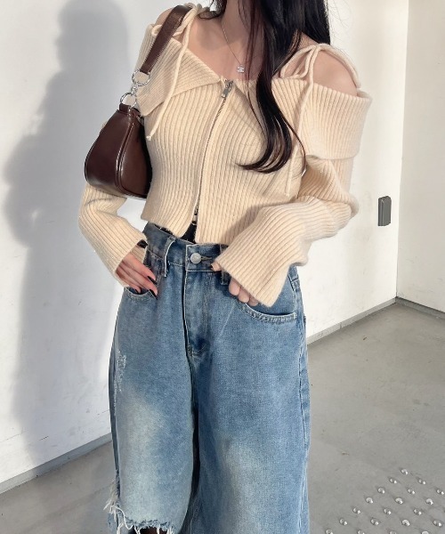 nemne store（ネンネストア）の「《Delfy》ダブルジップラメオフショルニット（ニット/セーター・レディース・アイボリー/グレー・フリー）」の5枚目の写真