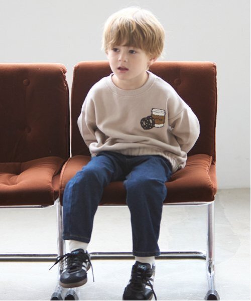 petit main（プティマイン）の「裏起毛デニムストレートパンツ（デニムパンツ・キッズ・ネイビー/ブルー・80ｃｍ/90cm/110cm/100cm/120cm/130cm）」の5枚目の写真