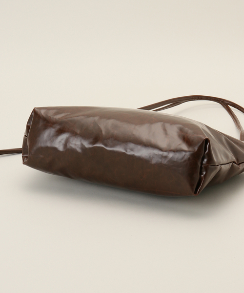 JOURNAL STANDARD（ジャーナルスタンダード）の「【KASSL EDITIONS/カッスル エディションズ】LOOP BAG（ショルダーバッグ・レディース・ブラウン・FREE）」の11枚目の写真