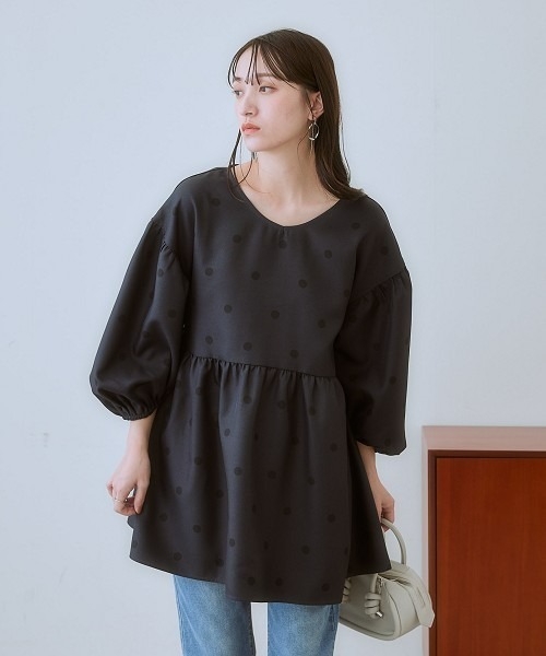 nissen(ニッセン)の「ドットペプラムブラウス(シャツ/ブラウス・レディース・ベージュ系/ブラック系・S/M/L/LL)」の7枚目の写真