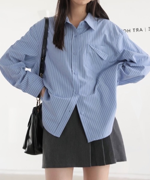 LADY LIKE(レディライク)の「デザインポケットストライプシャツ(シャツ/ブラウス・レディース・ベージュ/サックスブルー/ブルー・M)」の15枚目の写真