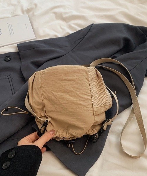 Per sist ence（パーシエンス）の「ナイロン巾着ショルダーバッグ（ショルダーバッグ・レディース・ベージュ/パープル/ブルー/ブラック/カーキ・FREE）」の22枚目の写真