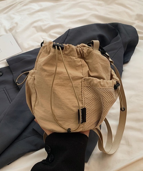 Per sist ence（パーシエンス）の「ナイロン巾着ショルダーバッグ（ショルダーバッグ・レディース・ベージュ/パープル/ブルー/ブラック/カーキ・FREE）」の16枚目の写真