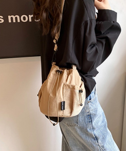 Per sist ence（パーシエンス）の「ナイロン巾着ショルダーバッグ（ショルダーバッグ・レディース・ベージュ/パープル/ブルー/ブラック/カーキ・FREE）」の17枚目の写真