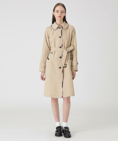 BLUE LABEL CRESTBRIDGE（ブルーレーベルクレストブリッジ）の「ハイツイストコットンライクツイルステンカラーコート（トレンチコート・レディース・ネイビー/ベージュ・38/40/36）」の9枚目の写真