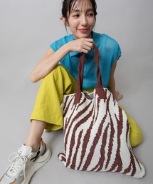 Munich（ミューニック）の「ゼブラジャカードニットバッグ（トートバッグ）」