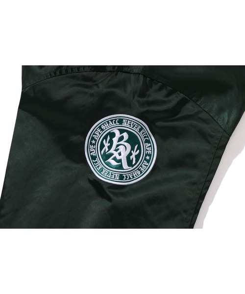 A BATHING APE(アベイシングエイプ)の「BASEBALL VARSITY JACKET(スタジャン・メンズ・ネイビー/ベージュ/グリーン・MEDIUM/X-LARGE/LARGE/XX-LARGE/SMALL)」の11枚目の写真