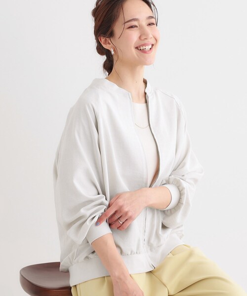 SHOO・LA・RUE（シューラルー）の「【洗える/S-LL】麻調リブブルゾン（ブルゾン・レディース・オフホワイト/ブラック/カーキ・01/02/03/04）」の2枚目の写真