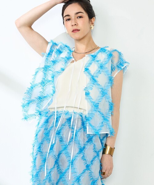 NOLLEY’S(ノーリーズ)の「《セットアップ対応》KIRYUバイヤスカットジャガードブラウス(シャツ/ブラウス・レディース・ブルー系その他・38)」の5枚目の写真