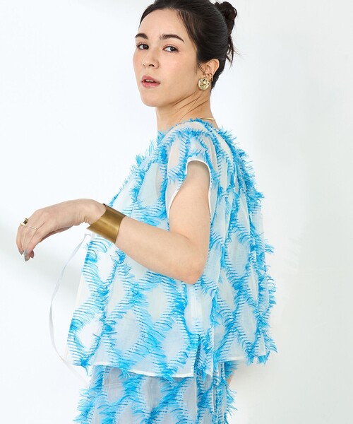 NOLLEY’S(ノーリーズ)の「《セットアップ対応》KIRYUバイヤスカットジャガードブラウス(シャツ/ブラウス・レディース・ブルー系その他・38)」の6枚目の写真