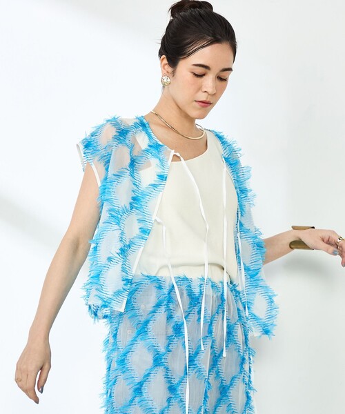 NOLLEY’S(ノーリーズ)の「《セットアップ対応》KIRYUバイヤスカットジャガードブラウス(シャツ/ブラウス・レディース・ブルー系その他・38)」の9枚目の写真