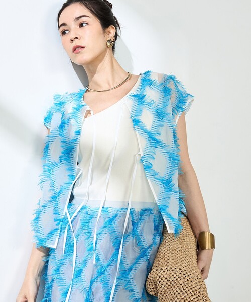 NOLLEY’S(ノーリーズ)の「《セットアップ対応》KIRYUバイヤスカットジャガードブラウス(シャツ/ブラウス・レディース・ブルー系その他・38)」の11枚目の写真