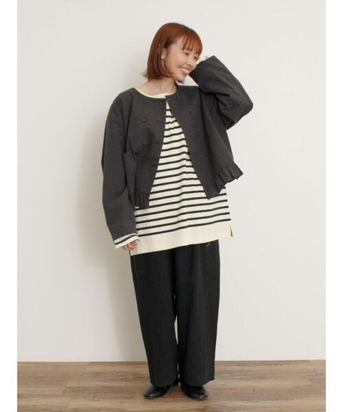 Samansa Mos2（サマンサ モスモス）の「綿麻裾フリルダブルボタンショートジャケット（ノーカラージャケット・レディース・キナリ/オフホワイト/チャコールグレー・F）」の9枚目の写真