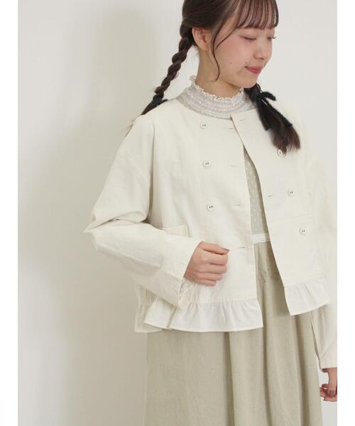 Samansa Mos2（サマンサ モスモス）の「綿麻裾フリルダブルボタンショートジャケット（ノーカラージャケット・レディース・キナリ/オフホワイト/チャコールグレー・F）」の13枚目の写真