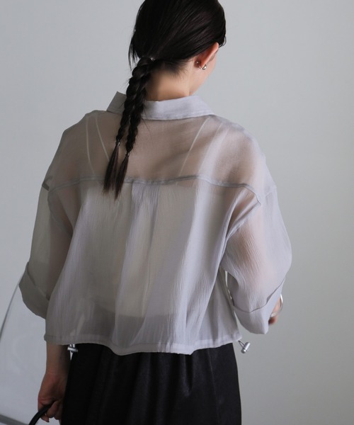 select MOCA(セレクトモカ)の「ヘムドロストショートシアーシャツ(シャツ/ブラウス・レディース・グレー/ブルー/オフホワイト/ブラック・FREE)」の21枚目の写真