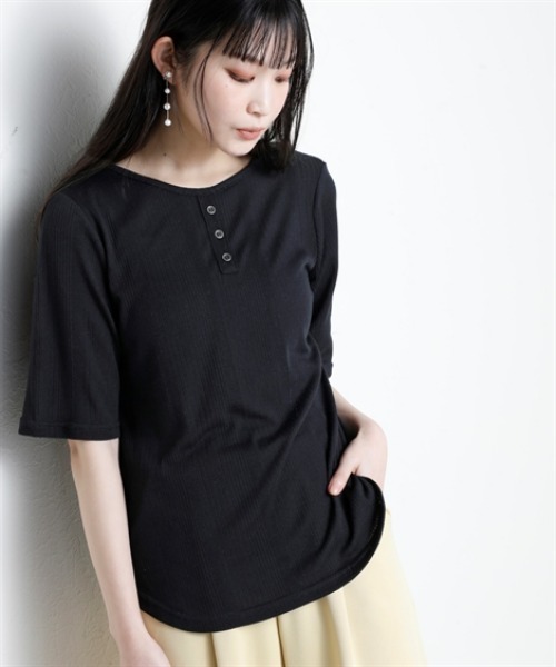 nissen（ニッセン）の「ランダムリブカットソーヘンリーネック５分袖プルオーバー（薄手素材）＜大きいサイズ有＞（Tシャツ/カットソー・レディース・ブラック/ライトブルー/ラベンダー/ブラウン/グリーン・S/M/L/LL/3L）」の13枚目の写真