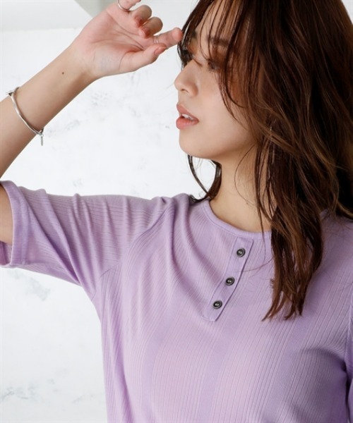 nissen（ニッセン）の「ランダムリブカットソーヘンリーネック５分袖プルオーバー（薄手素材）＜大きいサイズ有＞（Tシャツ/カットソー・レディース・ブラック/ライトブルー/ラベンダー/ブラウン/グリーン・S/M/L/LL/3L）」の19枚目の写真