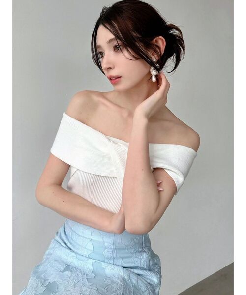 RESEXXY（リゼクシー）の「ツイストオフショルニットトップス（ニット/セーター・レディース・ブラック/ホワイト/ピンク・FREE）」の17枚目の写真