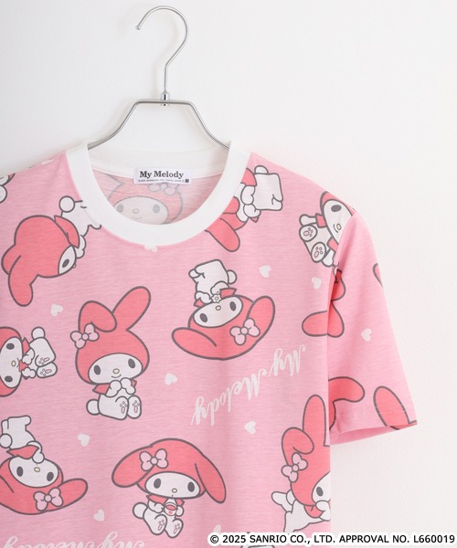 sanrio(サンリオ)の「サンリオキャラクターズ プリント天竺総柄Tシャツ(Tシャツ/カットソー・メンズ・ネイビー/ライトカーキ/ローズ/オフホワイト/ブルーグレー/サックスブルー/チャコール・M/L/LL)」の7枚目の写真