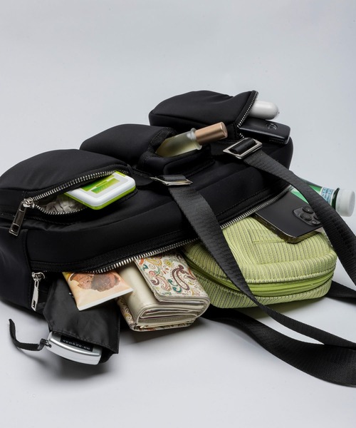 EDITA.（エディータ）の「Rectangle pockets handbag　ショルダーバッグ / 横長（ハンドバッグ・レディース・ブラック/ライトグレー・FREE）」の16枚目の写真