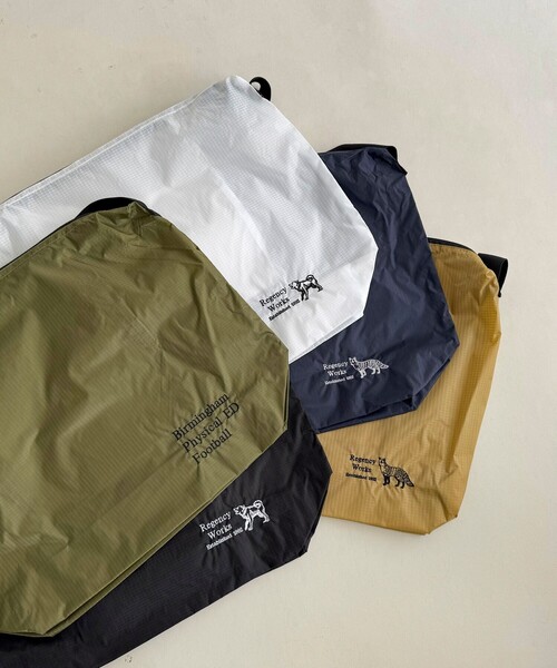 REGENCY WORKS（リージェンシーワークス）の「【Regency works/リージェンシー ワークス】ナイロンメッセンジャーバッグ（ショルダーバッグ・レディース・ベージュ/オリーブ/ネイビー/ブラック/ホワイト・FREE）」の5枚目の写真