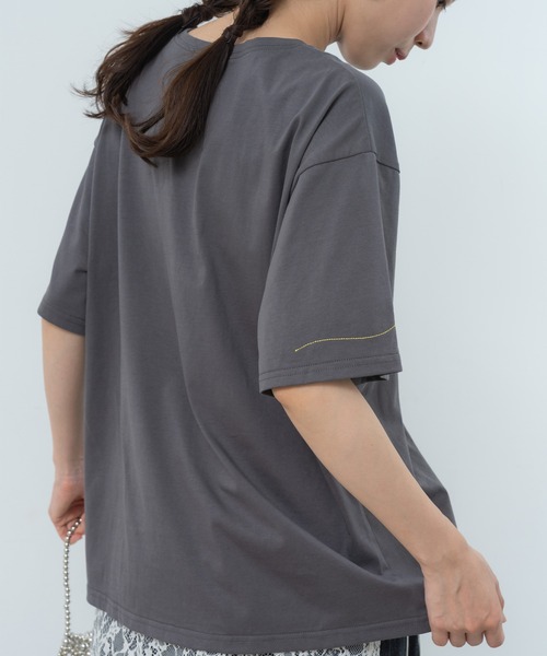 SABUROKU(サブロク)の「【SABUROKU】大人カジュアル に 映える ロゴ刺繍 Tシャツ(Tシャツ/カットソー・レディース・オフホワイト/チャコールグレー・M)」の9枚目の写真