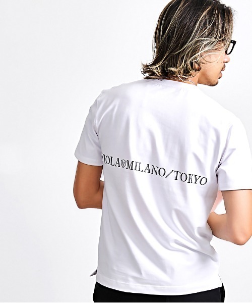 VIOLA(ヴィオラ)の「『VIOLA rumore/ヴィオラ ルモーレ』刺しゅう/P.T入りクルー半袖Tシャツ(Tシャツ/カットソー・メンズ・ブラック/サーモンピンク/ホワイト・L/XL/M)」の4枚目の写真