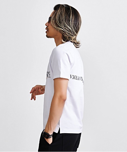 VIOLA(ヴィオラ)の「『VIOLA rumore/ヴィオラ ルモーレ』刺しゅう/P.T入りクルー半袖Tシャツ(Tシャツ/カットソー・メンズ・ブラック/サーモンピンク/ホワイト・L/XL/M)」の6枚目の写真