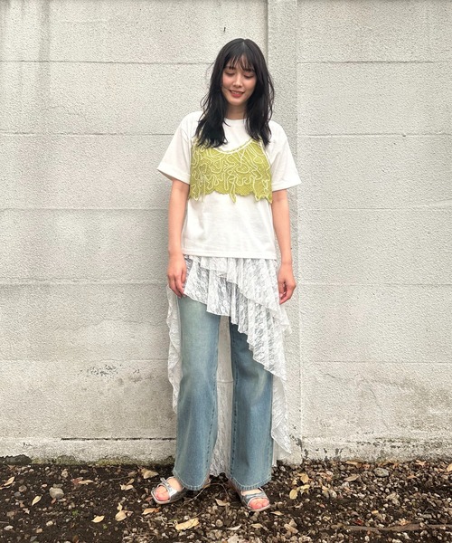 AS KNOW AS plus(アズノゥアズプラス)の「●コード刺繍モチーフキャミソールと半袖Tシャツ 2点セットアイテム(Tシャツ/カットソー・レディース・ブラック系/ライトグリーン系/アイボリー系・FREE)」の11枚目の写真