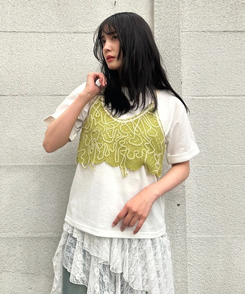 AS KNOW AS plus(アズノゥアズプラス)の「●コード刺繍モチーフキャミソールと半袖Tシャツ 2点セットアイテム(Tシャツ/カットソー・レディース・ブラック系/ライトグリーン系/アイボリー系・FREE)」の7枚目の写真