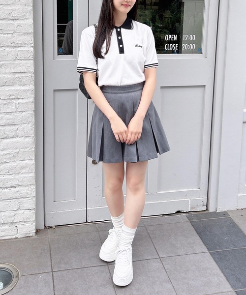 INGNI(イング)の「胸ロゴクロップドポロシャツ(シャツ/ブラウス・レディース・オフホワイト/ネイビー/レッド・M)」の9枚目の写真