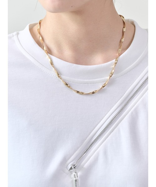 DOLLUPOOPS（ドールアップウップス）の「ショルダーファスナートップス（スウェット・レディース・ブラウン/ブラック/オフホワイト・38）」の8枚目の写真