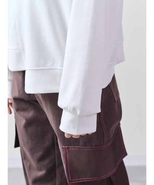 DOLLUPOOPS（ドールアップウップス）の「ショルダーファスナートップス（スウェット・レディース・ブラウン/ブラック/オフホワイト・38）」の13枚目の写真