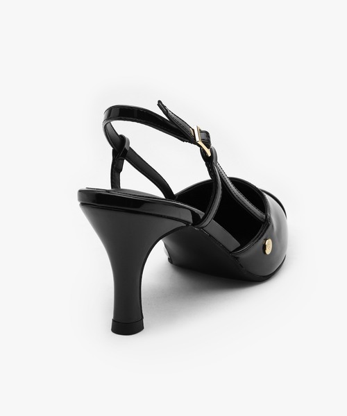 SAPPUN（サプン）の「Arinze エナメル スリングバックヒール (7cm)（パンプス・レディース・ブラック/アイボリー・22.5cm/23.0cm/23.5cm/24.0cm/24.5cm/25.0cm/25.5cm）」の11枚目の写真