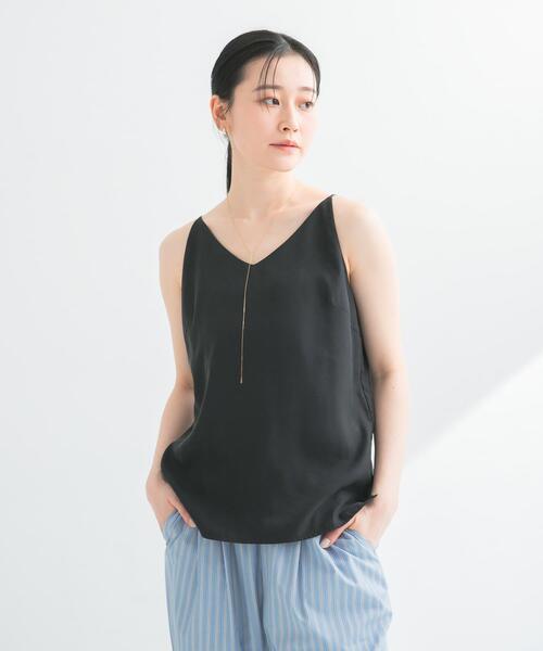 URBAN RESEARCH(アーバンリサーチ)の「『接触冷感』キュプラキャミトップ(キャミソール・レディース・ブラック/ベージュ系その他・36/38)」の6枚目の写真