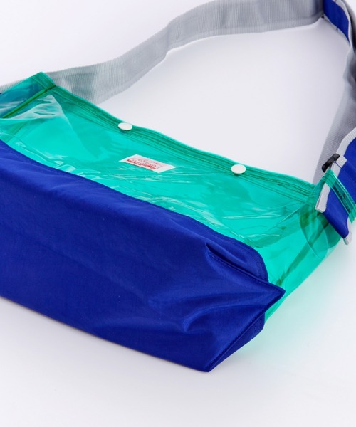 Ocean&Ground(オーシャン&グラウンド)の「プールBAG ROCKAWAY(スイムグッズ・キッズ・チャコール/ラベンダー/マスタード/グリーン/ピンク/レッド/ブルー・FREE)」の15枚目の写真