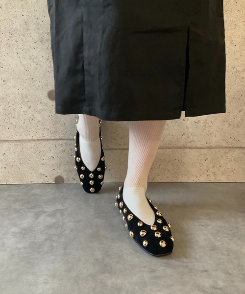 Jeffrey Campbell（ジェフリーキャンベル）の「Vカット デザインパンプス（パンプス・レディース・ブラック/ブラウン・35/36/37/38/39）」の21枚目の写真