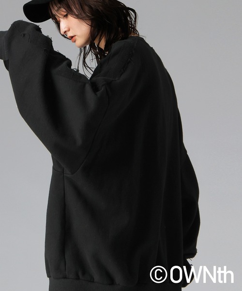 antiqua(アンティカ)の「配色ライン スウェット(スウェット・レディース・ブラック/杢グレー・ONESIZE)」の4枚目の写真