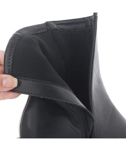 byあしながおじさん(バイアシナガオジサン)の「厚底プレーンブーツ 8990033(ブーツ・レディース・アイボリー/ブラック・S/M/L/LL)」の7枚目の写真