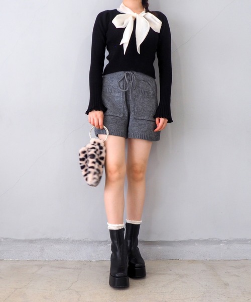 byあしながおじさん(バイアシナガオジサン)の「厚底プレーンブーツ 8990033(ブーツ・レディース・アイボリー/ブラック・S/M/L/LL)」の10枚目の写真