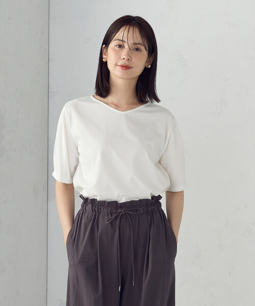 COMME CA ISM(コムサイズム)の「【接触冷感】スリーブデザイン カットソー(Tシャツ/カットソー・レディース・ブラック/ホワイト・MEDIUM/LARGE)」の4枚目の写真