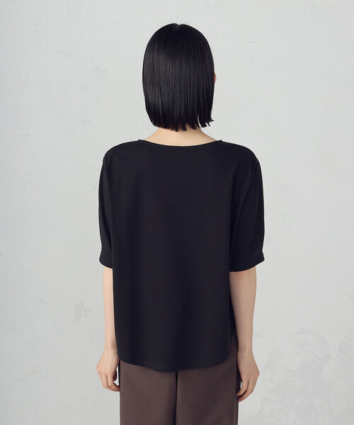COMME CA ISM(コムサイズム)の「【接触冷感】スリーブデザイン カットソー(Tシャツ/カットソー・レディース・ブラック/ホワイト・MEDIUM/LARGE)」の14枚目の写真