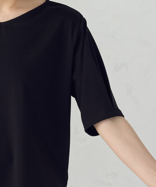 COMME CA ISM(コムサイズム)の「【接触冷感】スリーブデザイン カットソー(Tシャツ/カットソー・レディース・ブラック/ホワイト・MEDIUM/LARGE)」の16枚目の写真