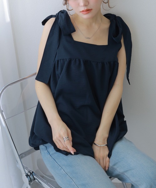 LAULEN（ローレン）の「ribbon balloon sleeveless blouse /肩リボンバルーンノースリブラウス（シャツ/ブラウス・レディース・ホワイト/ネイビー/ベージュ・FREE）」の3枚目の写真